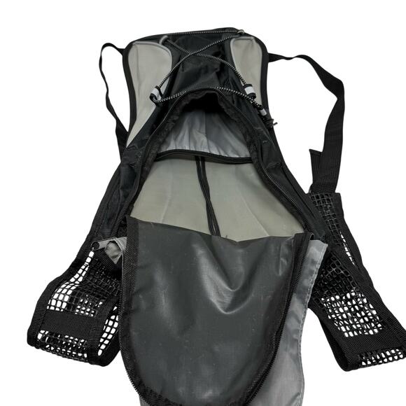 Sport Force Hydration Hiking Backpack Black Silver Lightweight Trail Pack - Picture 3 of 5